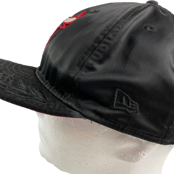 Chicago Bulls Unique Embroidered Brim Sleek New Era Hardwood Classics Patch M/L - Picture 2 of 16